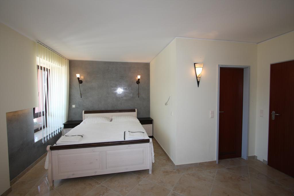 Hotel Da Gianni Gmbh Ораниенбург Номер фото